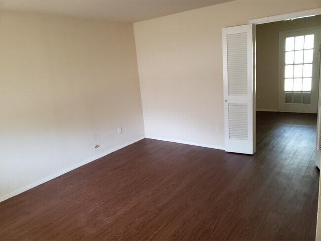 Photo - 7421 Beckwood Dr