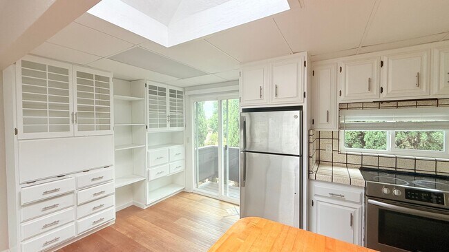 Photo - 14723 Martell Ave Unit 14723 Martell Ave  B