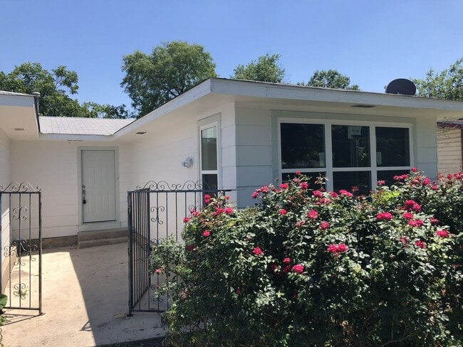 Photo - Newly Renovated & Move-In Ready 3-Bedroom with Pet-Friendly Perks! Pet Fee Waived!