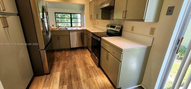 Building Photo - 22310 Cameo Dr E Rental