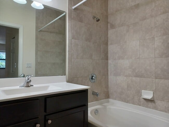 Photo - 10630 NW 88th St Unit 220