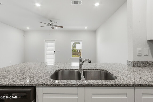 Photo - 1749 Jakes Dr