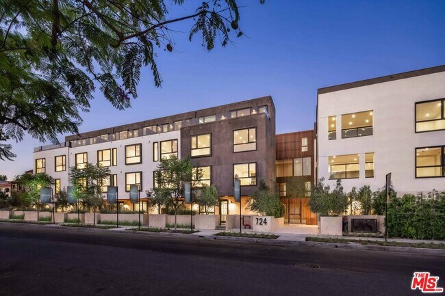 Photo - 724 Croft Ave Condo Unit 102