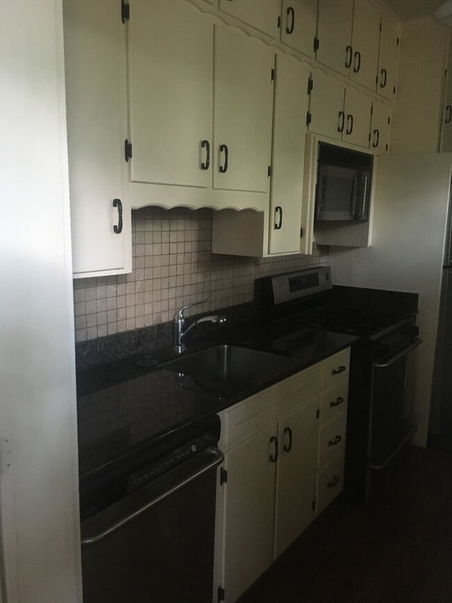 Photo - 3120 Wabash Ave
