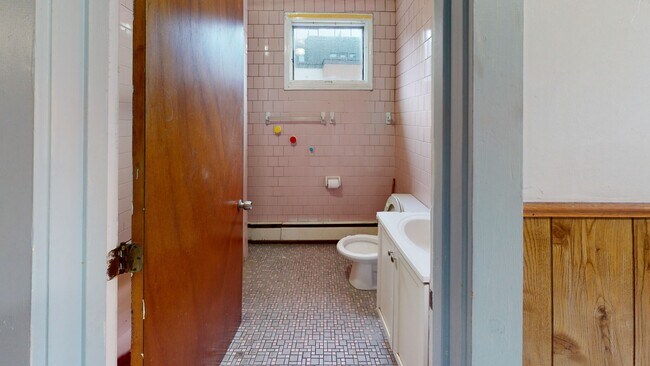 Photo - 50 Burnett St Unit 3