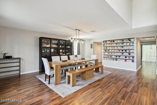 Photo - 8164 Foxdale Dr