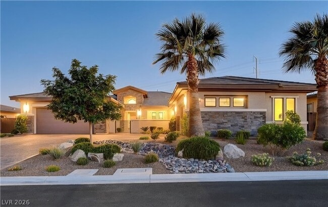 Building Photo - 8477 Wolf Mountain Ct