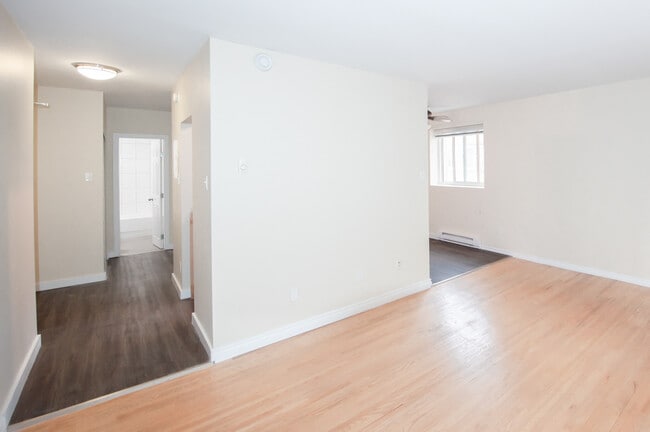 Building Photo - 30 Hargrave Apartment