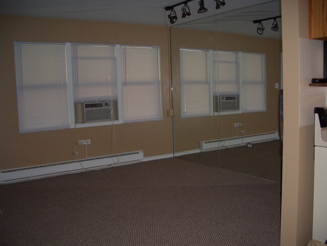 Photo - 8811 Schneider Ave Unit 23