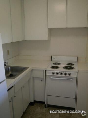 Building Photo - 1455 Commonwealth Ave Rental