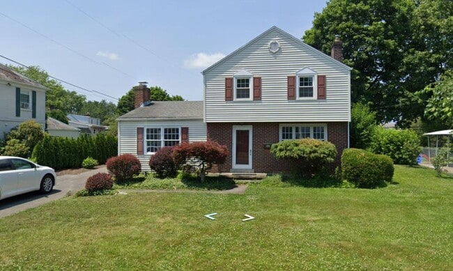 Building Photo - 616 Beverly Dr Rental