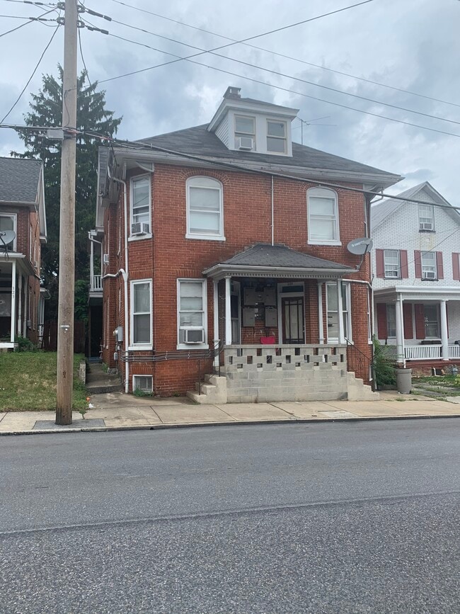 Lincoln Way West view. Top left of building. - 321 Lincoln Way W Unit 2nd Floor