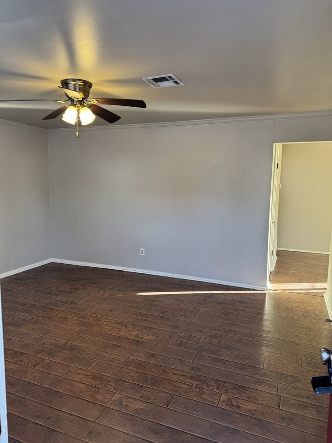 Photo - 1013 W Atlanta Ct