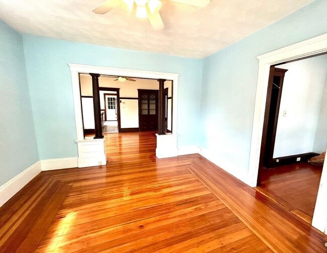 41 Dunbar Ave Unit 1