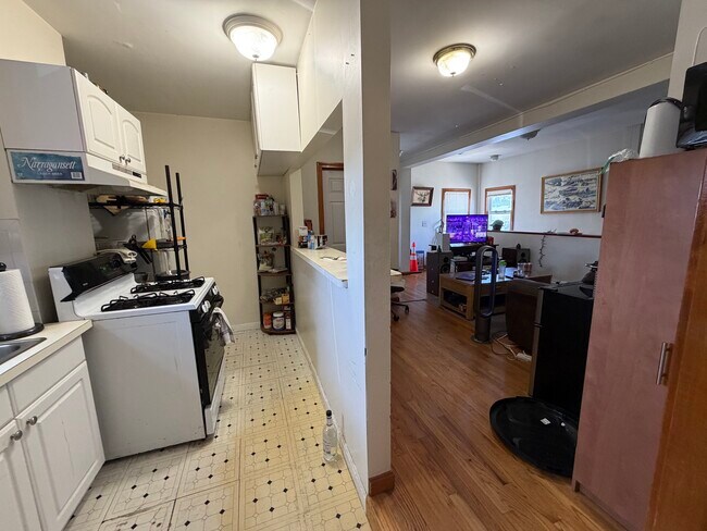 Photo - 68 Gore St Unit 3