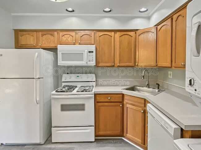 Photo - 479 Moores Mill Rd Unit Apt 4