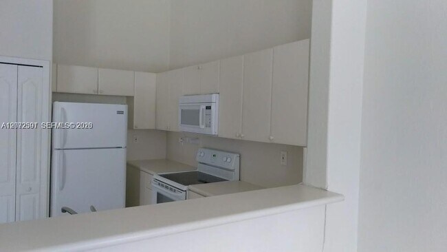 Photo - 1536 SE 26th St Unit 202