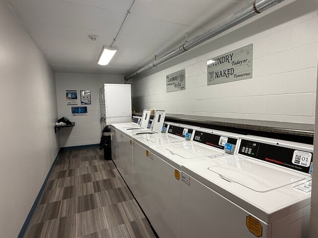 Photo - Beaver Plaza-701 Unit 701