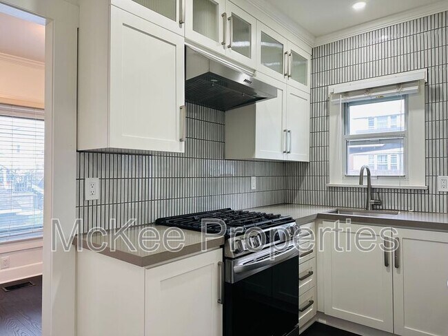 Photo - 2140 First Avenue