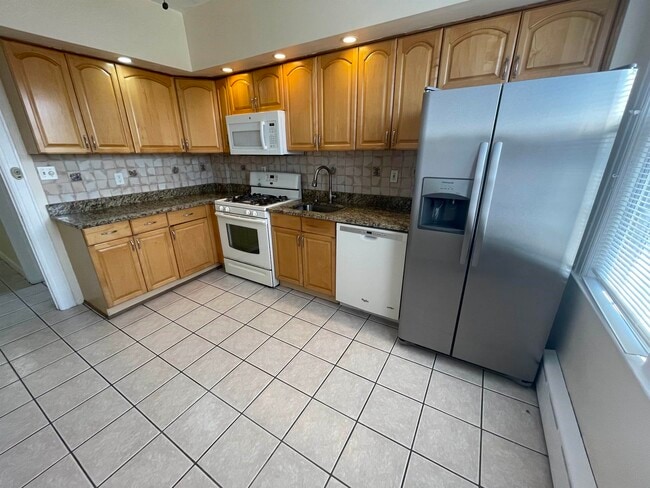 Photo - 8115 5th Ave Unidad #2