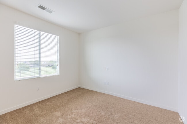 2BR, 3BA - 1,144SF - Bedroom