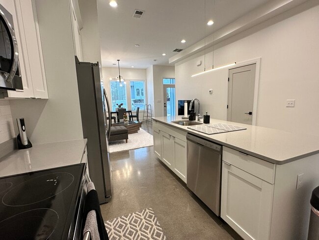 Photo - 1535 Yarra St