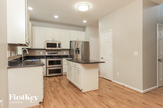 Photo - 3802 Northumberland Dr