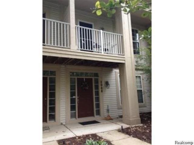 Building Photo - 2088 Arcadia Dr