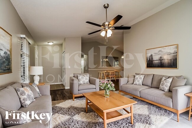 Photo - 836 Sylvia Dr