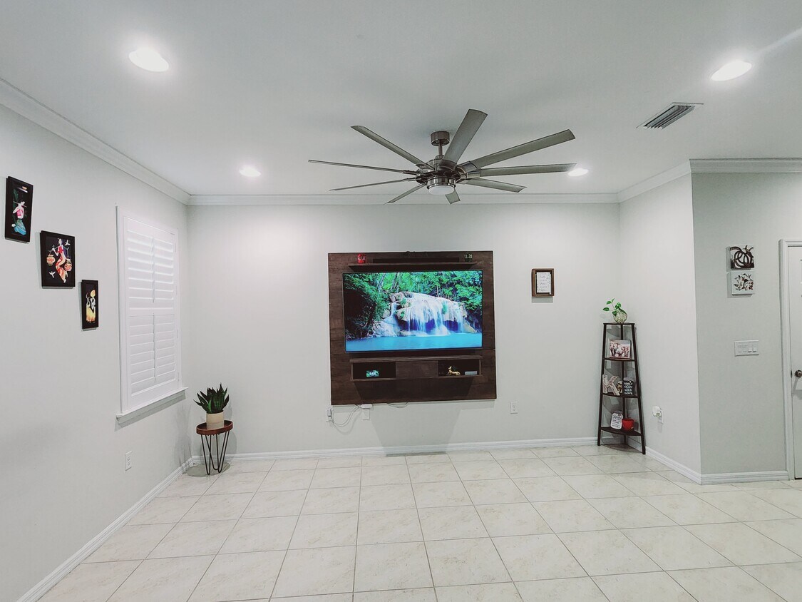 Living Room - 4095 Wilmont Pl (Fort Myers, FL)