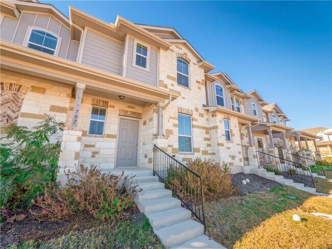 707 Katmai Cir