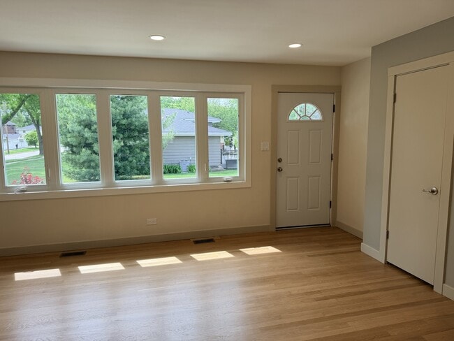 Photo - 624 Prairie Ave