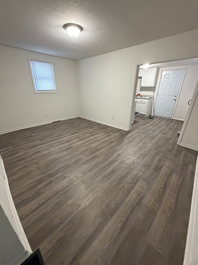 Photo - 1048 N Jefferson St