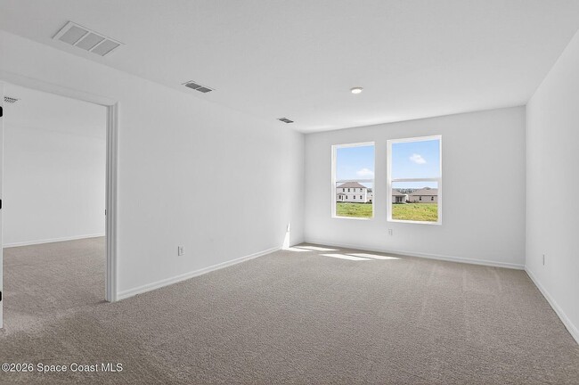 Photo - 1450 Victoria Blvd