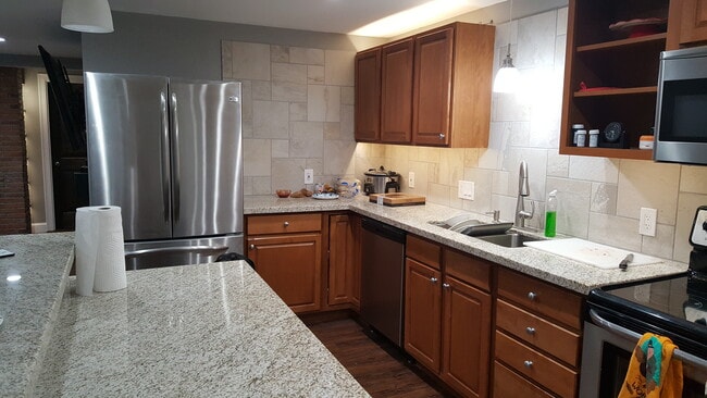 Photo - 370 N State St Unit 370 A