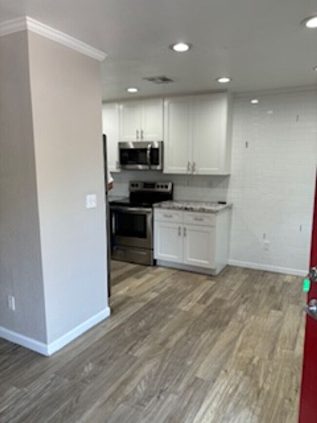 Photo - 1402 S Bonarden Ln Unit Melexa Properties LLC