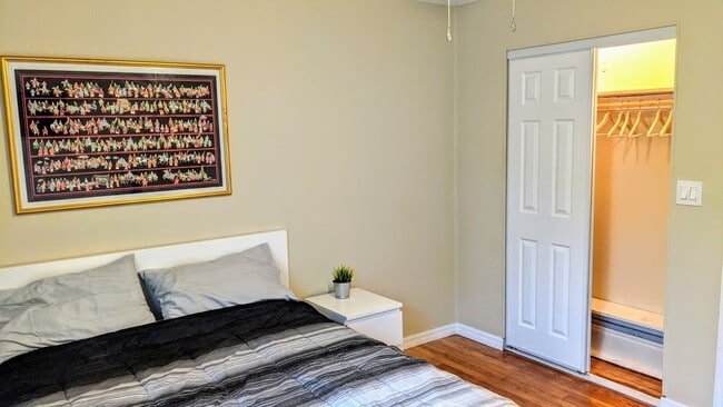 Photo - 2255 1st Ave N