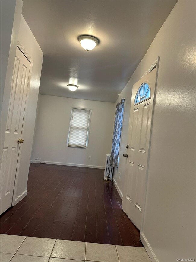 Photo - 107-09 156th St