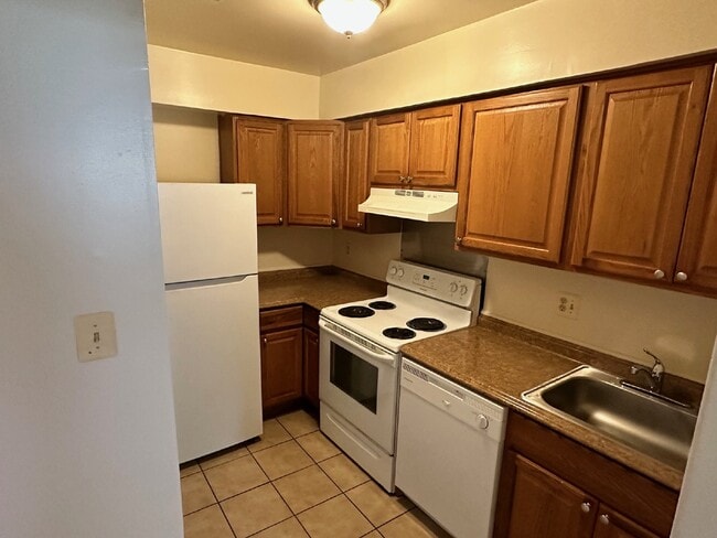 Cozy Townhome Living in a Convenient Lorton Location
