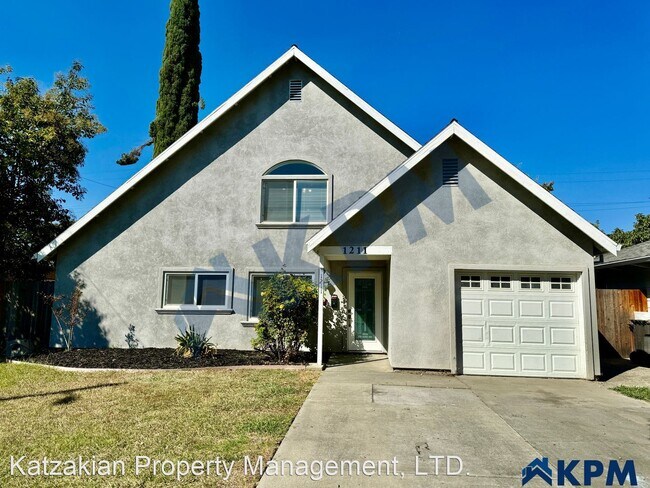 3 br, 2 bath House - 1211 Douglas Rd - 3 br, 2 bath House - 1211 Douglas Rd