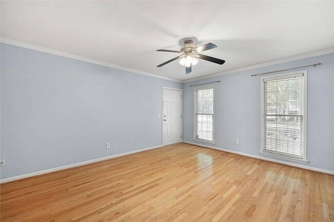 Photo - 1101 Collier Rd NW Unit U3