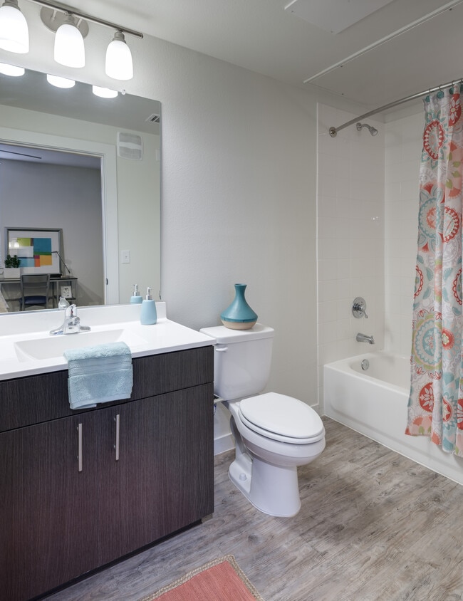 Park West Apartments College Station, TX