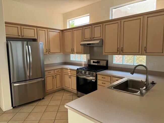 Photo - 78655 Golden Reed Dr