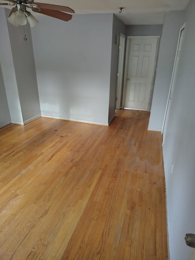 Photo - 4048 Edgewood Rd