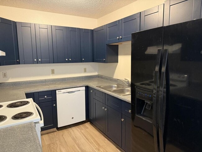 Building Photo - 906 Hersinger Pl Rental
