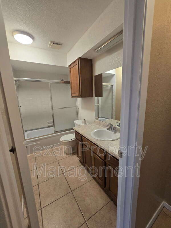 Photo - 1012 Lynn St Unidad B