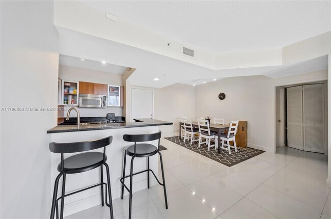 Photo - 18800 NE 29th Ave Condo Unit 712