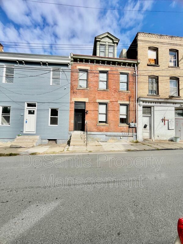 Photo - 112 Hemlock St Rental