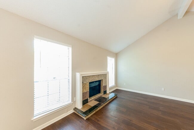 Photo - 12214 Flaxen Dr