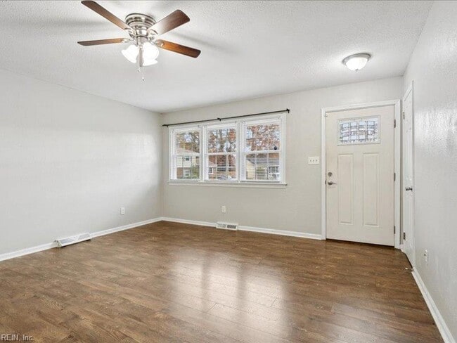 Photo - 13202 Aqueduct Dr